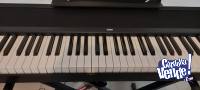 Piano digital Korg B1,88 teclas Natural Weighted Hammer