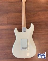 Fender Stratocaster HSS, Guitarra electrica, 22 trastes