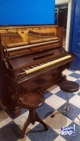 PIANO VERTICAL CON BANQUETA 