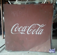 2 viejos carteles de Coca Cola