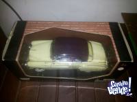 Chevrolet Bel Air 1950 Motormax 1/24 SIN ABRIR
