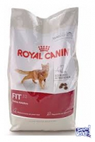 Royal canin fit x 15 kilos $15500. Oferton