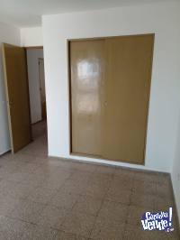 CENTRO Tucuman 63 2 dormitorios c/placar, cocina separada ex