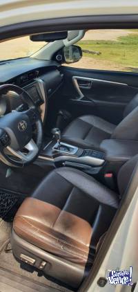 Toyota	SW4	SRX 4x4 Full 7 asientos	2019