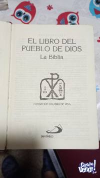 VENDO DOS BIBLIAS ANTIGUO Y NUEVO TESTAMENTO