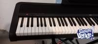 Piano digital Korg B1,88 teclas Natural Weighted Hammer