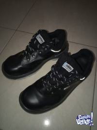 Calzado / zapato de seguridad OMBÚ N° 44