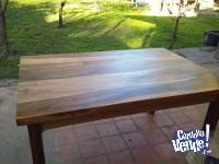 Mesa en madera guayubira 2' 1,50mts x 1,00mts