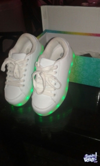 Zapatillas para niños footy (led shoes) talle 31