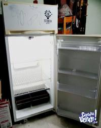 Heladera Marca PHILCO Con Freezer Funcionando Excelente