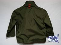 Campera Quechua rompeviento impermeable