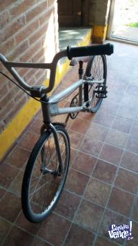 Bicicleta para BMX cuadro de aluminio