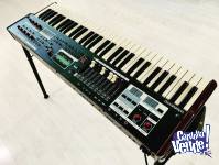 Hammond Sk1 61-Key Digital Stage Keyboard and Organ