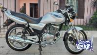 Moto - Suzuki EN125-2A
