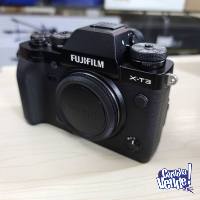 Fujifilm X Series XT3 26.1MP Mirrorless DSLR Digital Camera