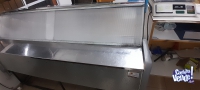 Vendo freezer 350 litros, batea 2 metros vidrio recto, mesada de acero inoxidable de 2 x 0.50 x 0.50