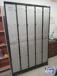 Locker de metal de 10 casilleros