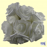 Guirnaldas Flores Rosas Blancas Leds Blanco Y Rgb 3 Mts Deco