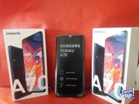 Samsung Galaxy A 70 con lector de huella